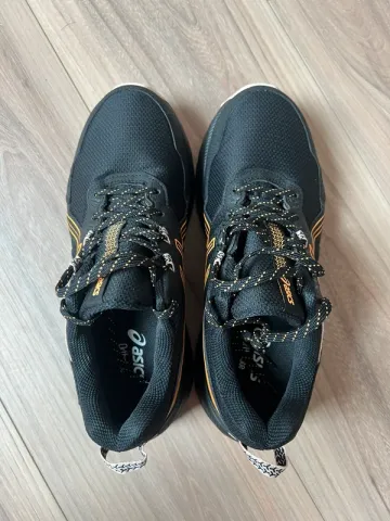 Used Asics Gel-Venture 9 bike — image 4 of 6