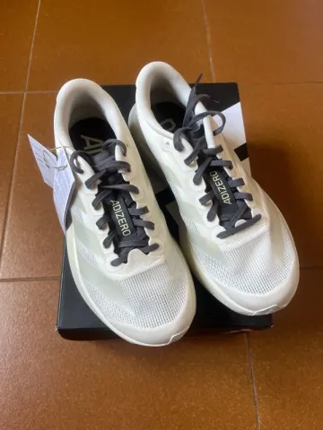 Tweedehands Adidas Running Shoes bike — afbeelding 1 van 7