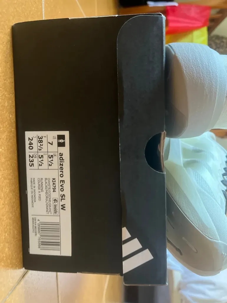 Tweedehands Adidas Running Shoes bike — afbeelding 3 van 7