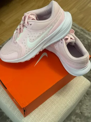 Tweedehands Nike Star Runner 5 bike — afbeelding 1 van 4