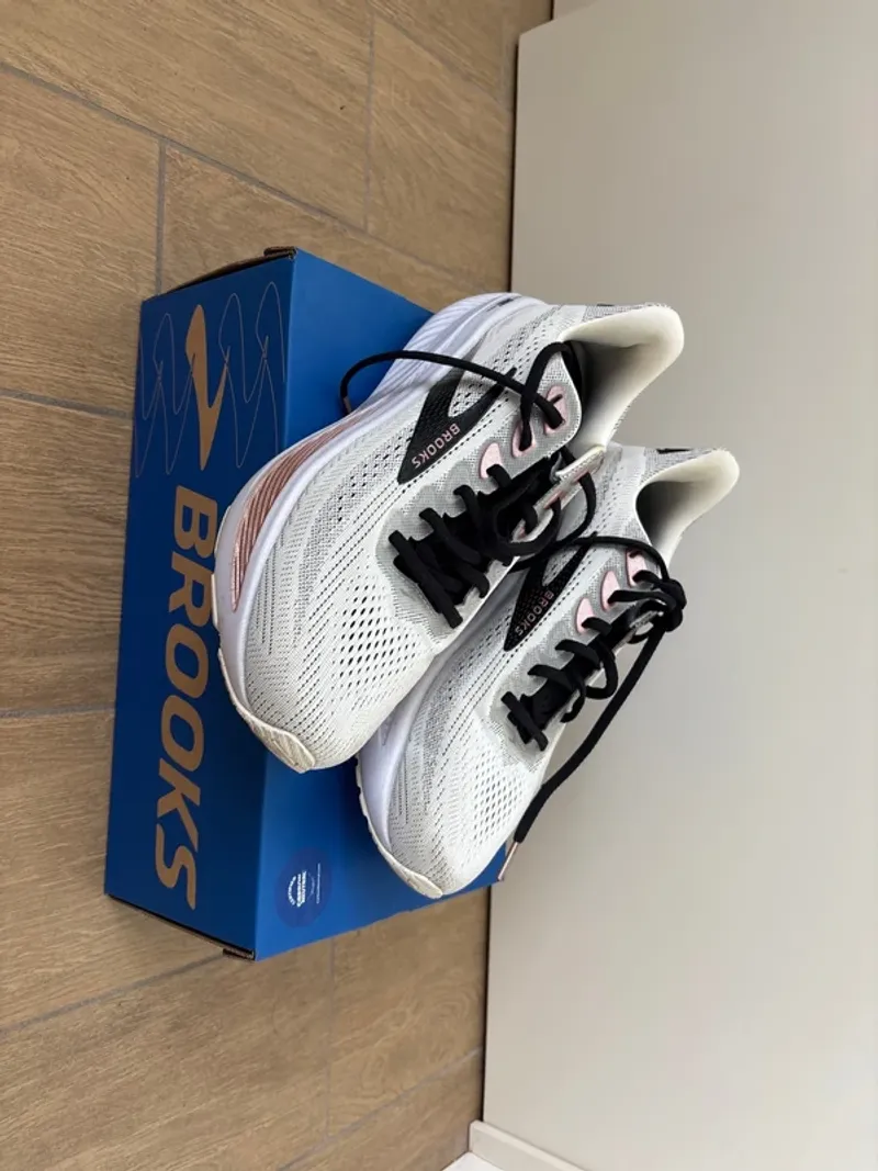 Brooks Running Shoes Running Shoes d'occasion
