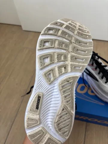 Używany Brooks Running Shoes bike — zdjęcie 2 z 4