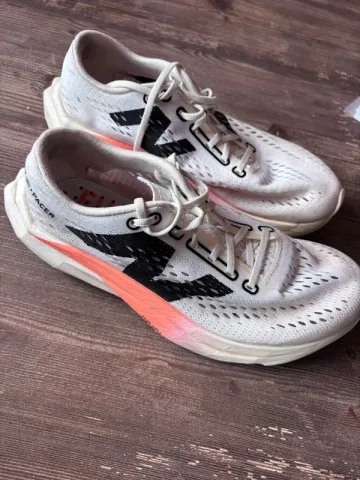 Used New Balance FuelCell SuperComp Pacer v2 bike — image 1 of 5