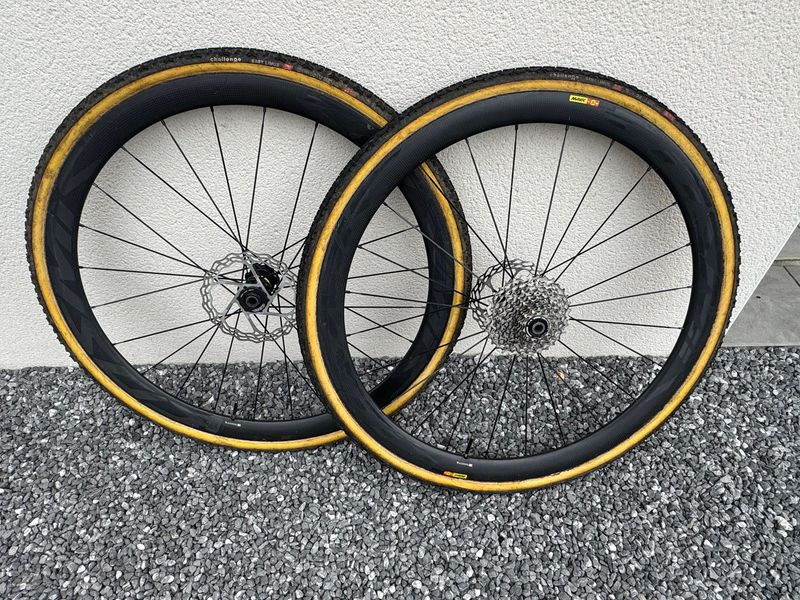 Used Mavic Cosmic Pro Carbon SL Disc Wheels