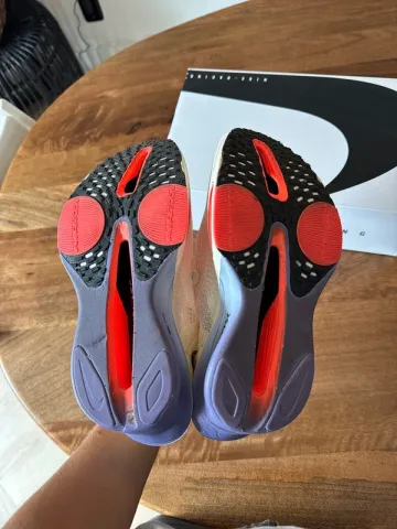 Used Nike Alphafly Zoom bike — image 6 of 9