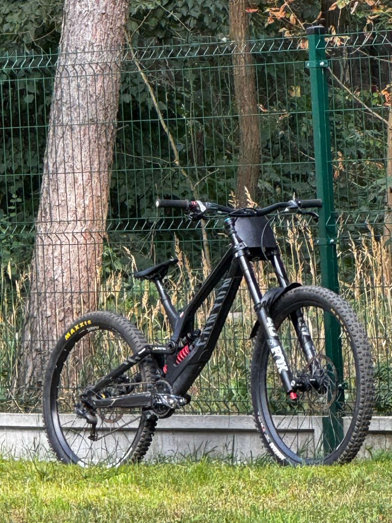 Fox 40 Performance Elite Grip2 2024 bike de segunda mano — imagen 3 de 8