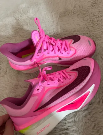 Used Nike Zoom Fly 6 bike — image 2 of 4