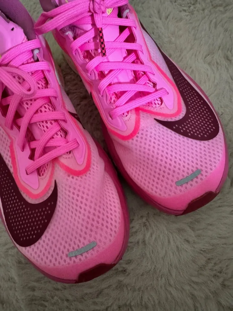 Used Nike Zoom Fly 6 bike — image 4 of 4