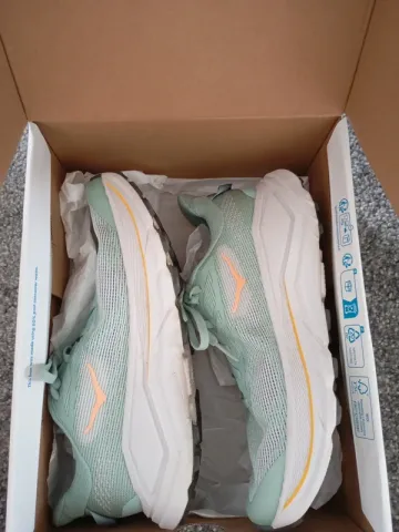 Used Hoka Laufschuhe bike — image 7 of 7