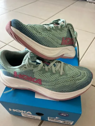 Used Hoka Rincon 4 bike — image 4 of 4