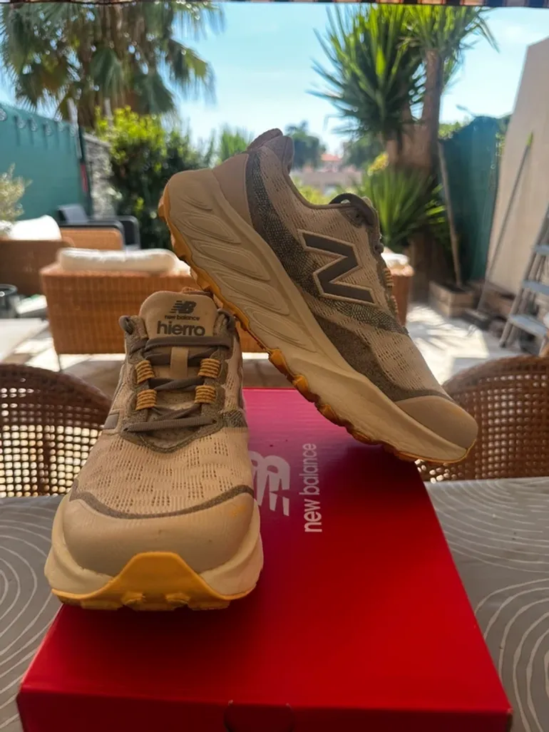 Used New Balance Fresh Foam X Hierro v7 bike — image 3 of 4