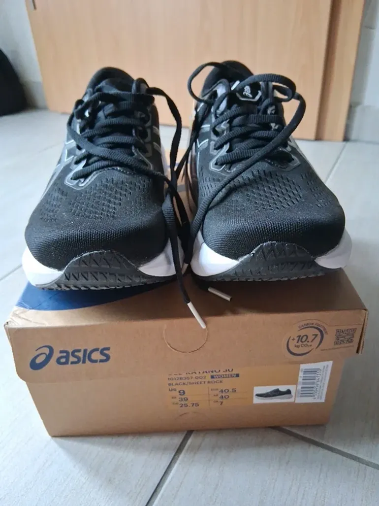 Used Asics Gel Kayano 30 bike — image 2 of 15
