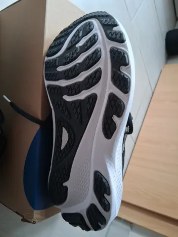 Used Asics Gel Kayano 30 bike — image 13 of 15