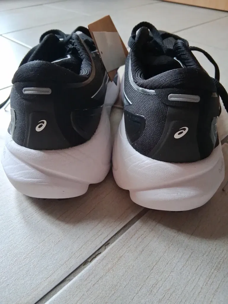 Used Asics Gel Kayano 30 bike — image 8 of 15