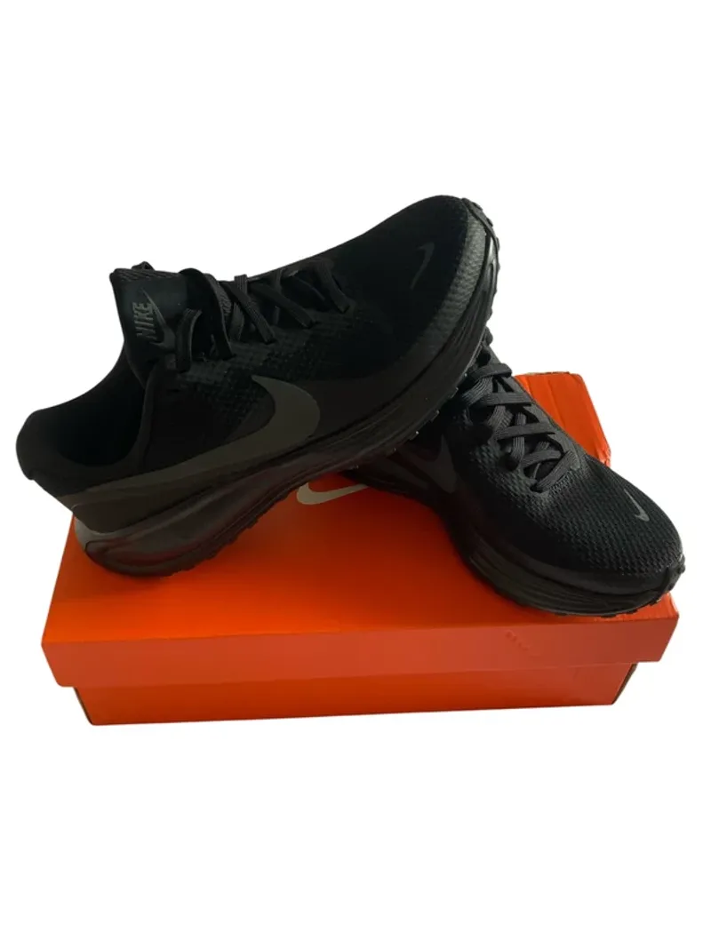 Used Nike Baskets Femme Running Shoes