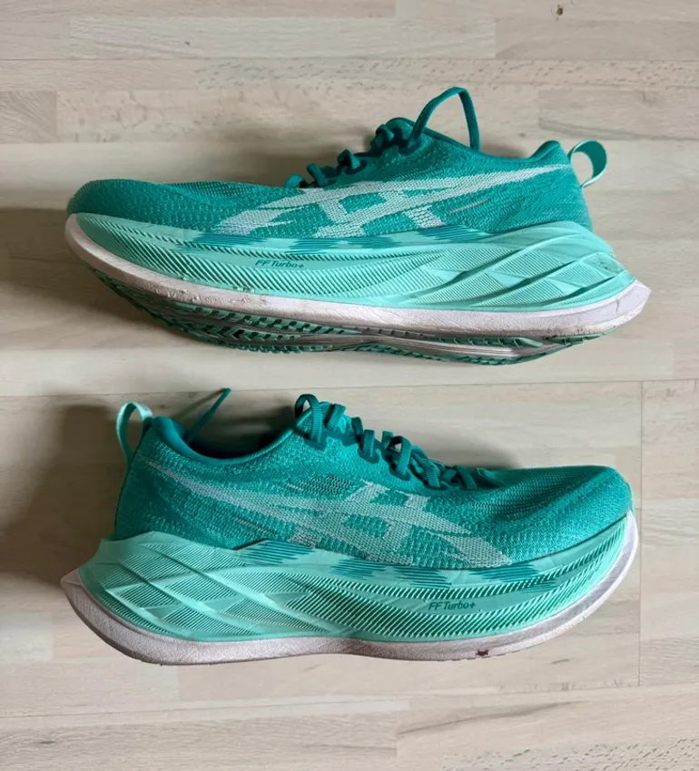 Używany Asics Superblast 2 bike — zdjęcie 5 z 8