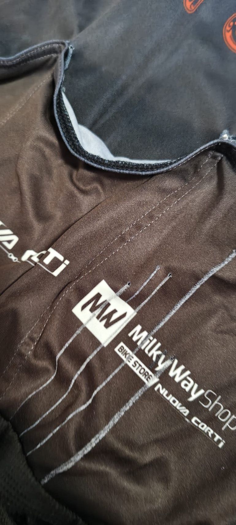 Used Gobik Nuova Corti Jerseys bike — image 8 of 12