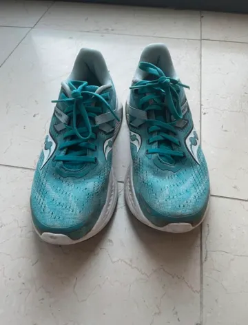 Saucony Running Shoes bike usato — immagine 2 di 8