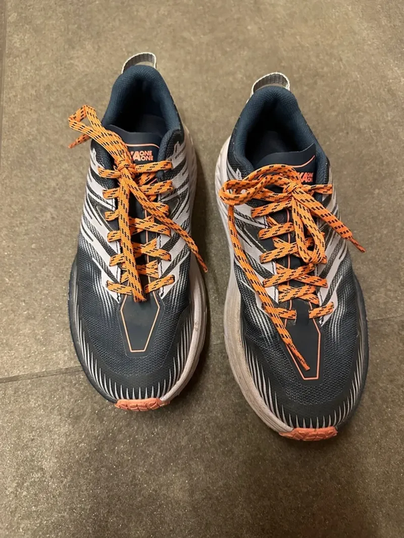 Used Ideal Speedgoat 4 Running Shoes