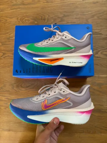 Used Nike Zoom Fly 6 bike — image 2 of 7