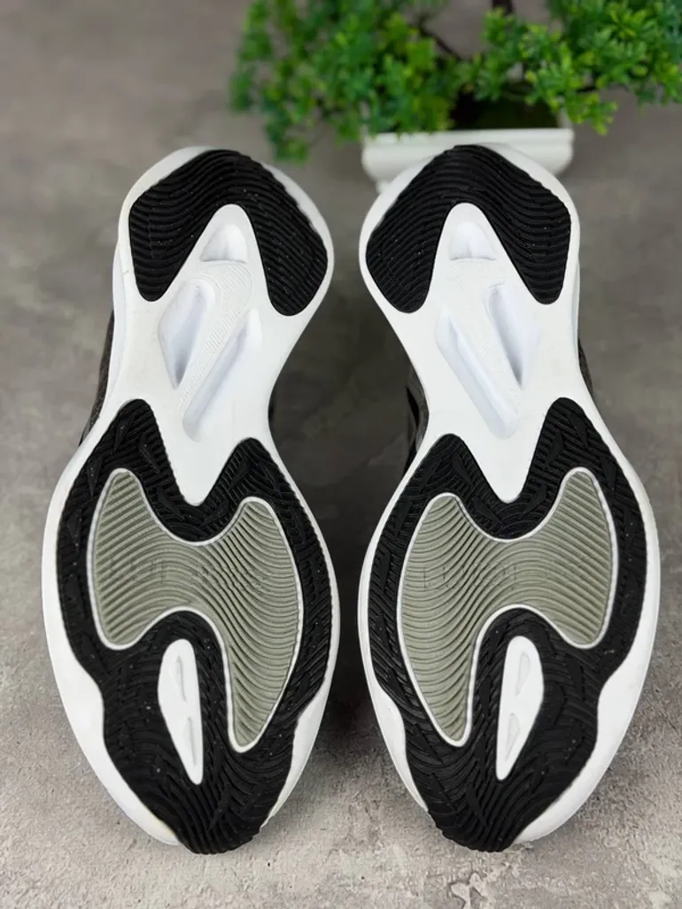 Tweedehands Last Nike running shoes bike — afbeelding 7 van 10