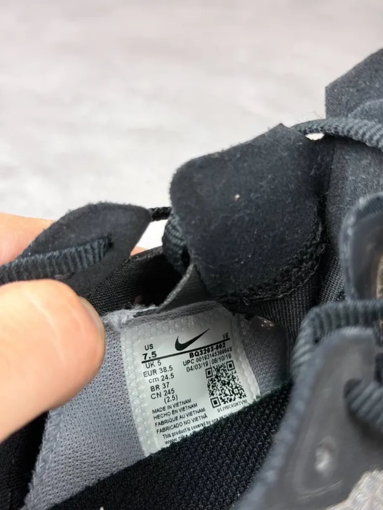 Tweedehands Last Nike running shoes bike — afbeelding 9 van 10