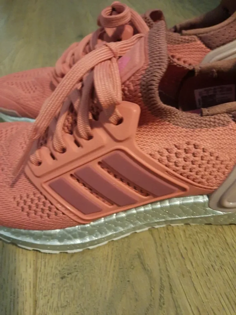 Used Adidas Ultraboost 19.5 DNA bike — image 2 of 9