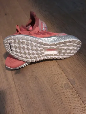 Used Adidas Ultraboost 19.5 DNA bike — image 7 of 9