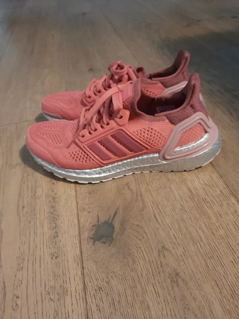 Adidas Ultraboost 19.5 DNA Running Shoes d'occasion