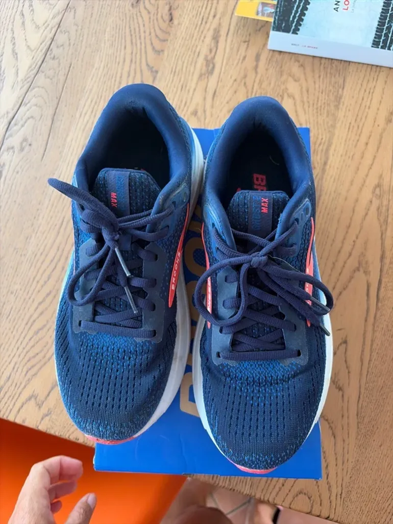 Used Brooks Ghost 2 Max bike — image 5 of 5
