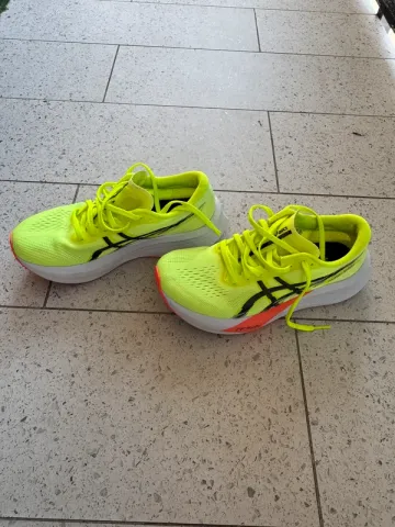 Asics MAGIC SPEED bike d'occasion — image 2 sur 6