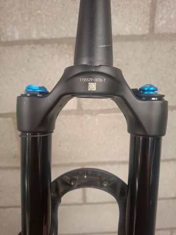 Used Fox 34 Step-Cast Performance Elite Fork 2025 bike — image 24 of 25