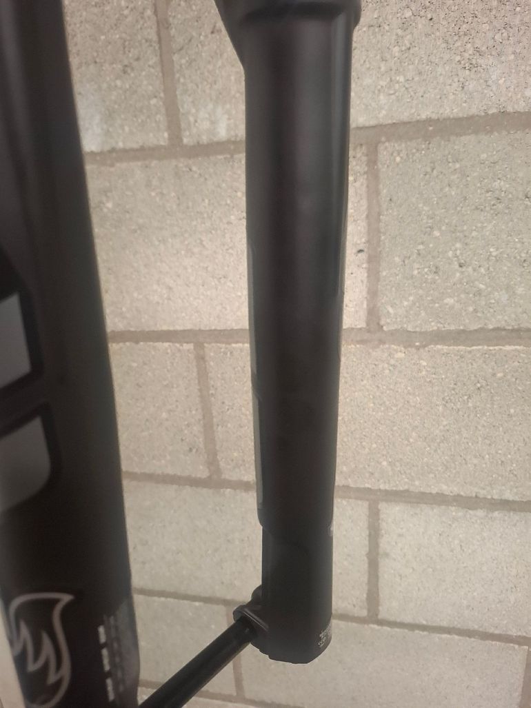 Used Fox 34 Step-Cast Performance Elite Fork 2025 bike — image 14 of 25