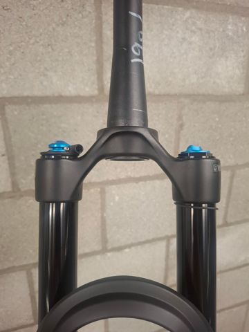 Used Fox 34 Step-Cast Performance Elite Fork 2025 bike — image 25 of 25