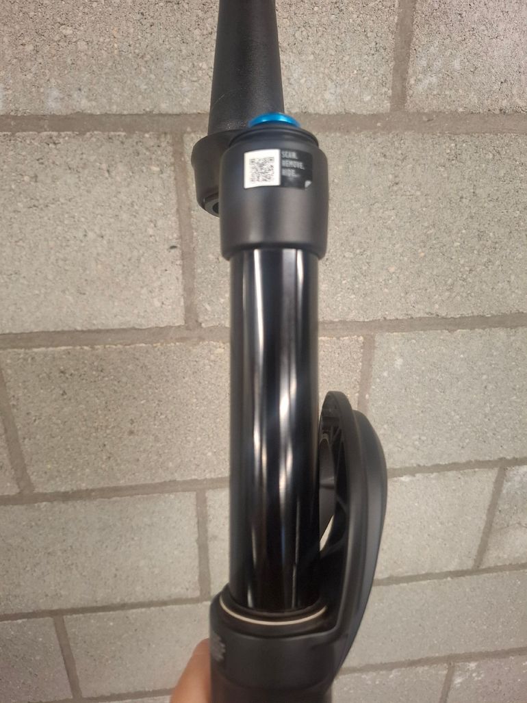 Used Fox 34 Step-Cast Performance Elite Fork 2025 bike — image 21 of 25