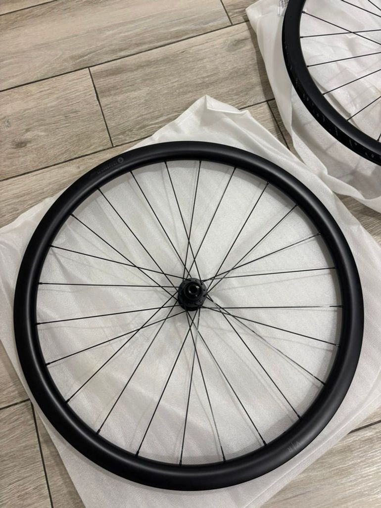 Used Van Rysel VR35 Wheelset 2026 bike — image 2 of 5