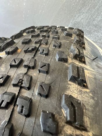 Brugt Maxxis rekon Race 2025 Tyres & Tubes