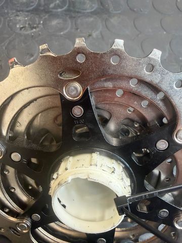 Brugt Shimano Cassette 11-30 bike — billede 2 af 4