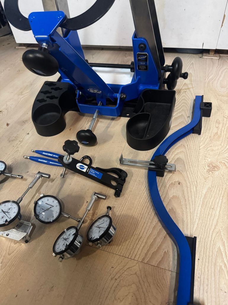 Tweedehands Park Tool Wheel Building Kit 2025 bike — afbeelding 3 van 3