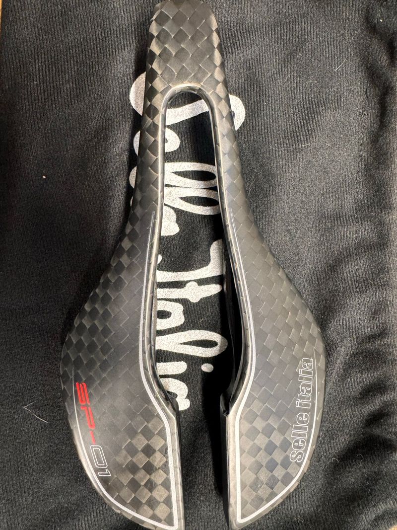 Used Selle Italia SP-01 Tekno Superflow Saddle 2025 Saddles & Seatposts