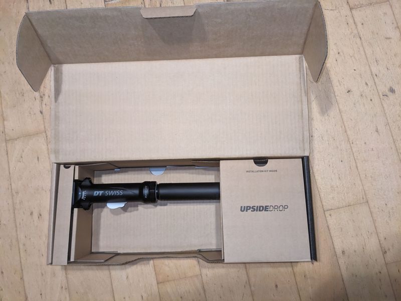 Dt Swiss D 232 ONE Carbon Dropper Post 2026 Saddles & Seatposts usato