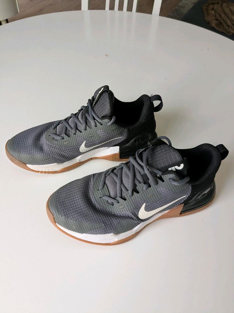 Used Nike Air Max Alpha Trainer 5 Basketball
