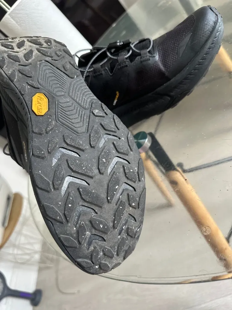 Used Hoka Gore-Tex Invisible Fit bike — image 4 of 10