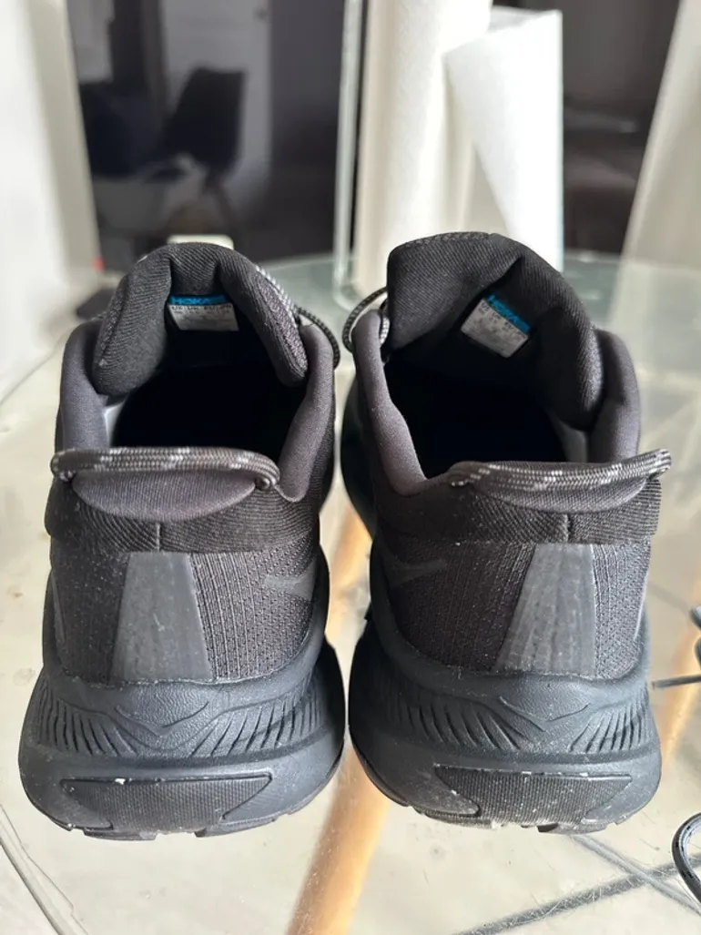 Used Hoka Gore-Tex Invisible Fit bike — image 9 of 10