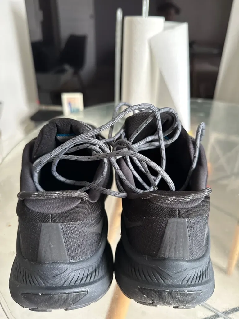 Used Hoka Gore-Tex Invisible Fit bike — image 10 of 10