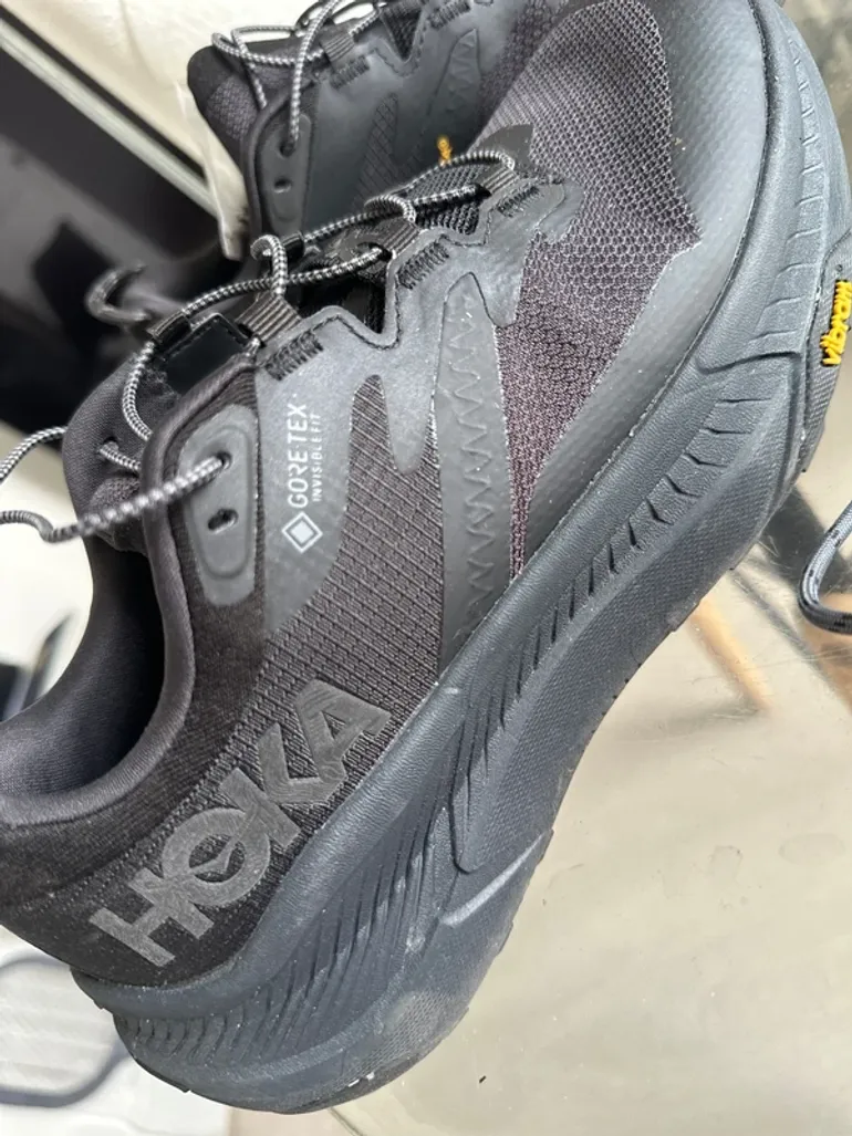 Used Hoka Gore-Tex Invisible Fit bike — image 6 of 10