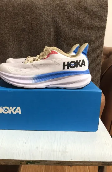 Used Hoka Clifton 9 bike — image 1 of 4