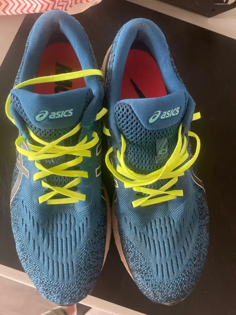 Used Asics Laufschuhe Running Shoes