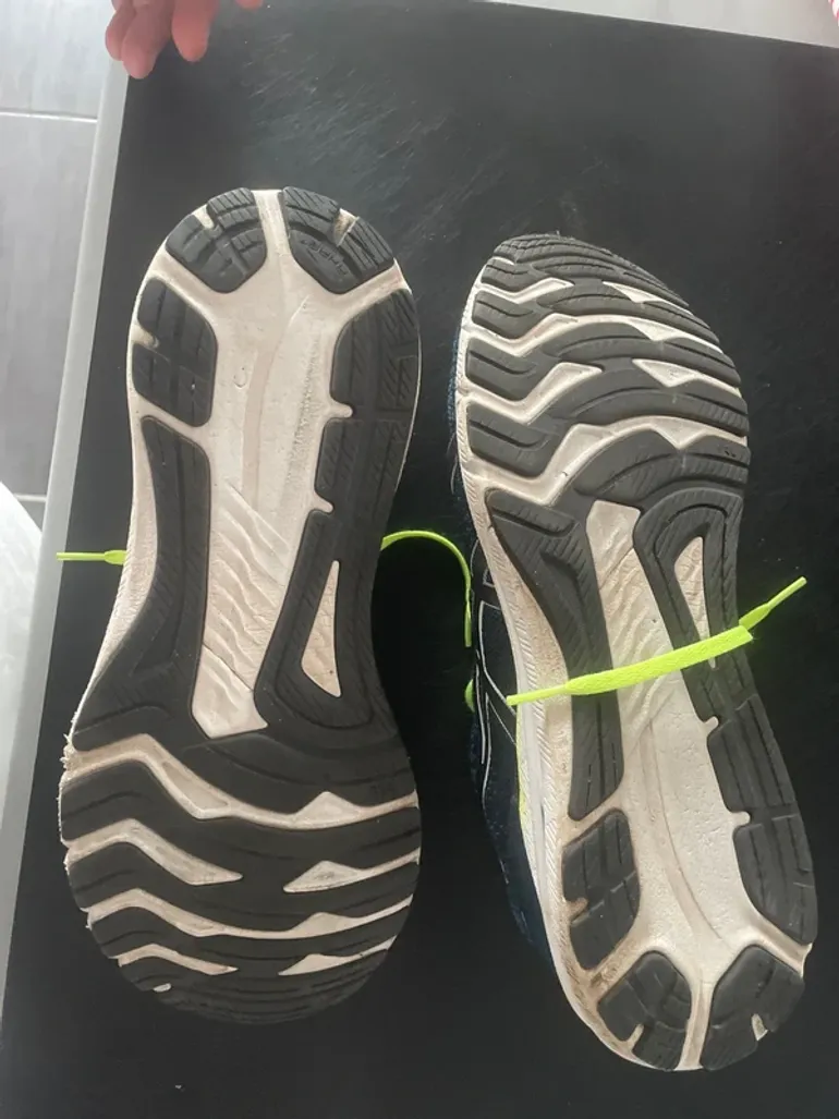 Used Asics Laufschuhe bike — image 3 of 5