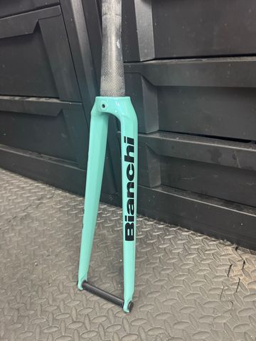 Used Bianchi Fork bike — image 2 of 4